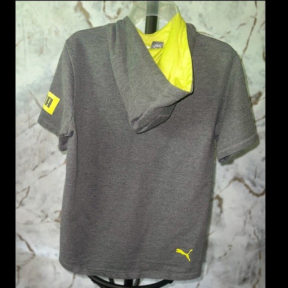 Puma Short Sleeved Hoodie - Picture 2 of 5
